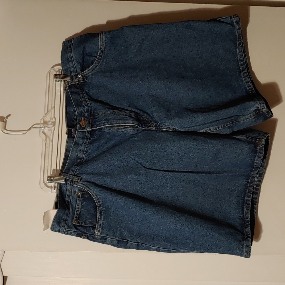 Basic edition mens jean shorts